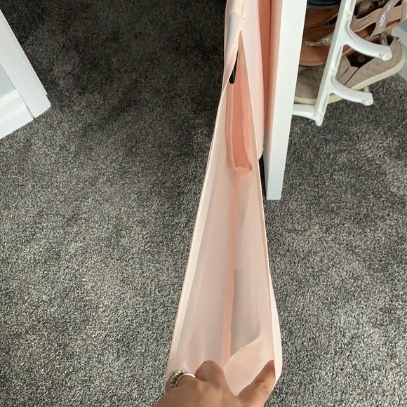 Beautiful light pink shirt! - Picture 2 of 2